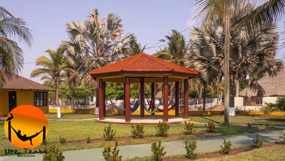 [Image: ¡Paga Q699 en Lugar de Q1,200 por Estadía en Monterrico que Incluye: 1 Noche para 2 en Habitación Doble + 2 Desayunos + Impuestos!m]