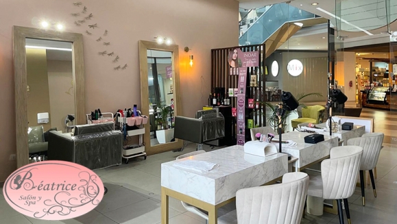 [Image: ¡Paga Q275 en Vez de Q1,075 por Cambio de Look, que Incluye: Ritual de Hidratación INOAR con Planchado + Lavado Spa + Corte Personalizado + Manicure y Pedicure Spa + Aplicación de Gelish Bicolor en Manos y Pies + Waves o Planchado y Más!m]