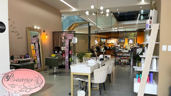[Image: ¡Paga Q275 en Vez de Q1,075 por Cambio de Look, que Incluye: Ritual de Hidratación INOAR con Planchado + Lavado Spa + Corte Personalizado + Manicure y Pedicure Spa + Aplicación de Gelish Bicolor en Manos y Pies + Waves o Planchado y Más!m]
