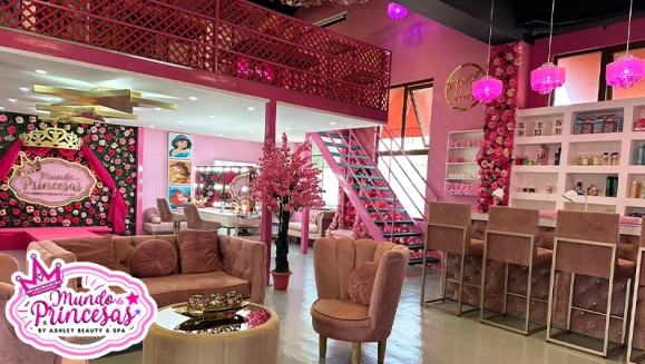 [Image: ¡Paga Q99 en Lugar de Q325 Por Servicios de Salón y Glamour Para Tu Princesa: ¡Peinado con Glitter + Esmaltado de Manos y Pies + Uso de Vestidos y Accesorios del Magic Closet + Fotografías Digitales en Cabinas Personalizadas + Snacks!m]