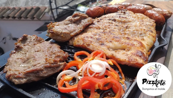 [Image: ¡Paga Q539 en vez de Q896 por Tablazo de 4 Libras de Cortes Premium hasta para 6 Personas: Lomito Gold (Flat Iron) + Trip Gold, o Cowboy (Ribeye)+ Matambre + Longaniza Española, Chorizo Ahumado de Tecpán o Chorizo Argentino!m]