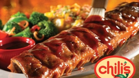 [Image: Pagas $10 y consumes $20 de comida y bebidas en Chili’s de La Gran Vía!m]