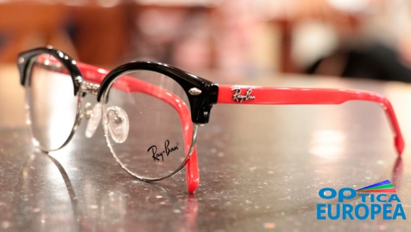 [Image: ¡Paga $175 en Lugar de $355 por Lentes Graduados Visión Sencilla de Policarbonato o Resina y con Antirreflejante + Aro Marca Ray Ban + Estuche + Franela + Examen Visual Realizado por Optometristas Certificados!m]