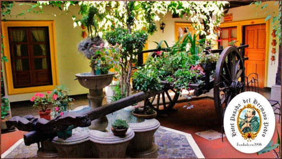[Image: ¡Paga Q299 en vez de Q680 por Romántica Estadía de 1 Noche para 2 en Antigua Guatemala!m]