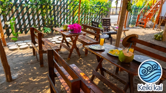 [Image: ¡Escapada Perfecta a la Playa! ¡Paga Q375 en Lugar de Q850 por 1 Noche para 2 Personas en Cabaña Tipo Hawaii con Baño Privado o Habitaciones Dobles con Baño Privado + 2 Desayunos + Uso de Instalaciones: Piscina, Hamacas y Más!m]