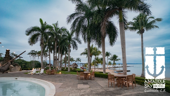 [Image: ¡Escapada Tropical en Amatique Bay Hotel! ¡Paga Q737 en Lugar de Q1,061 por Estadía en Habitación Studio Sencilla o Doble Para 2 Adultos y Hasta 2 Niños + Uso Ilimitado de Atractivas Instalaciones + Impuestos Incluidos!m]