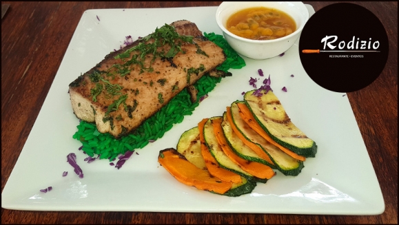 [Image: ¡Paga $17.50 en Lugar de $35 por 2 Platos de Receta Brasileña a Elección entre Steak Rodizio, Porco Gourmet (Lomo de Cerdo) o Lonja de Pescado + Guarniciones + 2 Entradas + 2 Bebidas!m]