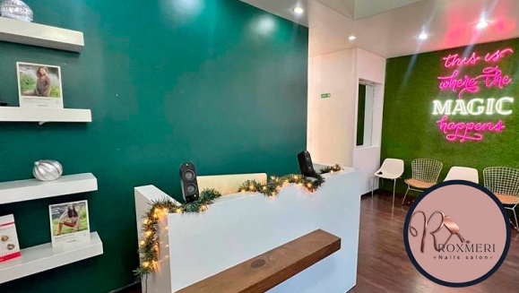 [Image: ¡Paga $10 en Lugar de $25 y Alarga tus Uñas con la Técnica Soft Gel + Manicure Express + Aplicación de Esmalte + Brillo Permanente!m]