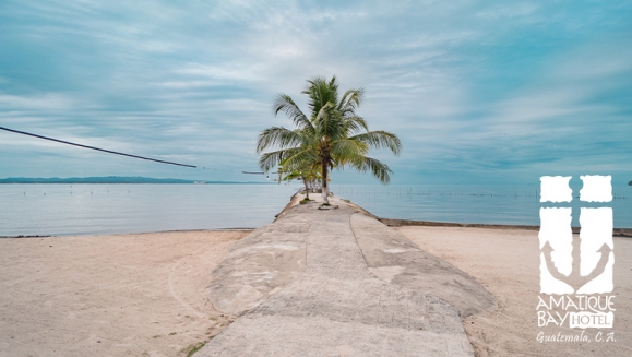 [Image: ¡FLASH SALE Fin de Semana en Amatique Bay Resort! ¡Paga Q982 en Vez de Q1,227 por Estadía Para Viernes o Sábados en Habitación Studio Para 2 Adultos y Hasta 2 Niños + 2 Desayunos + Uso de Instalaciones + Impuestos! ¡Solo 10 Cupones Disponibles!m]