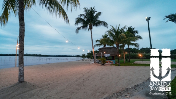 [Image: ¡FLASH SALE Fin de Semana en Amatique Bay Resort! ¡Paga Q982 en Vez de Q1,227 por Estadía Para Viernes o Sábados en Habitación Studio Para 2 Adultos y Hasta 2 Niños + Uso de Instalaciones + Impuestos! ¡Solo 10 Cupones Disponibles!m]