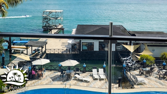 [Image: ¡Paga Q2,548 en Lugar de Q3,920 por Estadía de 3 Días y 2 Noches Para Hasta 2 Adultos y 2 Niños en Río Dulce: Habitación Suite Master con A/C + 4 Desayunos + Jacuzzi Privado + Piscinas + Balcón con Vista Panorámica + Ingreso a Museo y Más!m]