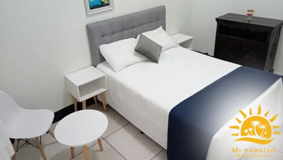 [Image: ¡Paga Q360 en Lugar de Q600 por Estadía de 1 Noche Para 2 Personas en Monterrico: Habitación con A/C, Cama, Baño Privado y Amenidades + Ingreso a Todas las Instalaciones: Áreas Verdes y de Descanso, Piscinas, Playa y Más!m]