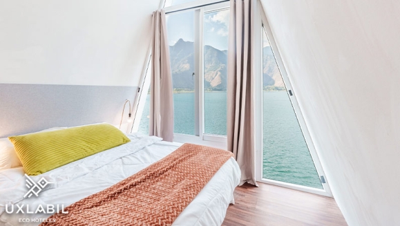 [Image: ¡Paga Q750 en Lugar de Q1,290 por Estadía de 3 Días y 2 Noches para 2 Adultos en Cabaña Frente al Lago de Atitlán, Incluye: 4 Desayunos + Uso de Kayaks + Impuestos Incluidos + Parqueo!m]