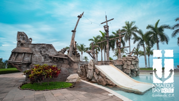 [Image: ¡Escapada 5 Estrellas en Amatique Bay Hotel! ¡Paga Q829 en Lugar de Q1,061 por Estadía en Habitación Studio Sencilla o Doble Para 2 Adultos y Hasta 2 Niños + Desayunos + Uso Ilimitado de Instalaciones + Impuestos Incluidos!m]