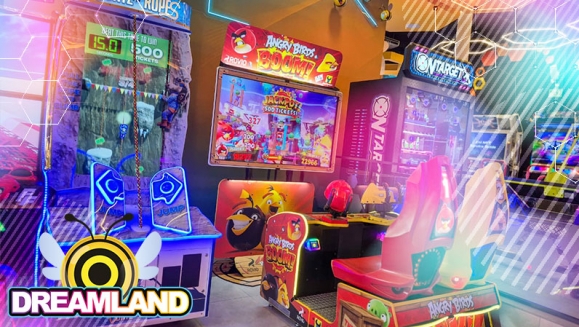 [Image: ¡Dreamland Llega al Centro Histórico! ¡Paga $19 en Lugar de $41.98 por 2 Hot Dogs + 2 Papas + 2 Sodas + $30 de Saldo para Jugar!m]