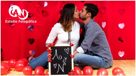 [Image: ¡Paga $23 en Lugar de $100 por Sesión Fotográfica Profesional en Estudio hasta para 5 Personas + 25 Fotografías Editadas en Formato Digital!m]