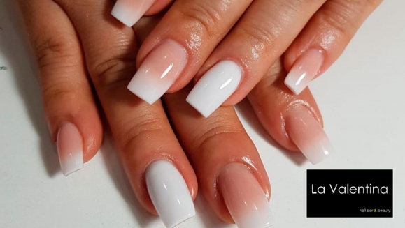 [Image: ¡Paga Q69 en lugar de Q250 por Set de Uñas Acrílicas Baby Boomer, French o Naturales + Manicure Express!m]
