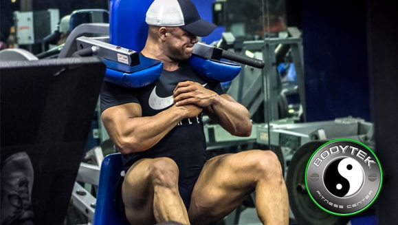 [Image: ¡Paga $22.50 en Lugar de $55 por 1 Mes de Gimnasio: Pesas, Máquinas, Spinning, Aeróbicos, Baile, Functional Training y Más + Matrícula!m]