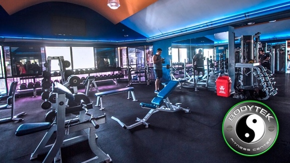 [Image: ¡Paga $22.50 en Lugar de $55 por 1 Mes de Gimnasio: Pesas, Máquinas, Spinning, Aeróbicos, Baile, Functional Training y Más + Matrícula!m]