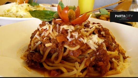 [Image: ¡Paga $15 en Lugar de $30.30 por 2 Platos de Pastas a Elección + 1 Orden de Pan de Ajo con Queso Gratinado + 1 Tabla de Patatas con Salsa Barbacoa, Arrabiata y Mostaza y Miel + 2 Tés Helados, Sodas o Limonadas!m]