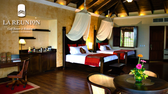 [Image: ¡Paga Q1,290 en lugar de Q2,583 por Estadía de 1 Noche para 2 Personas en Suite de Lujo Equipada con: 1 Cama King o 2 Camas Queen, Jacuzzi en Habitación y Terraza con Piscina Privada!m]