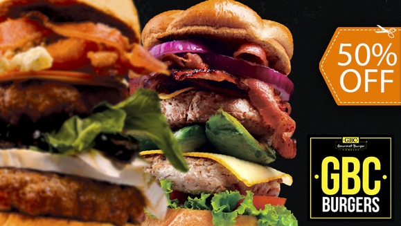 [Image: ¡Paga $13.50 en lugar de $26.87 por Menú para 2 con: 1 Entrada de Garlic Fries + 2 Hamburguesas de Media Libra + 2 Sodas, Té Helado o Agua!m]